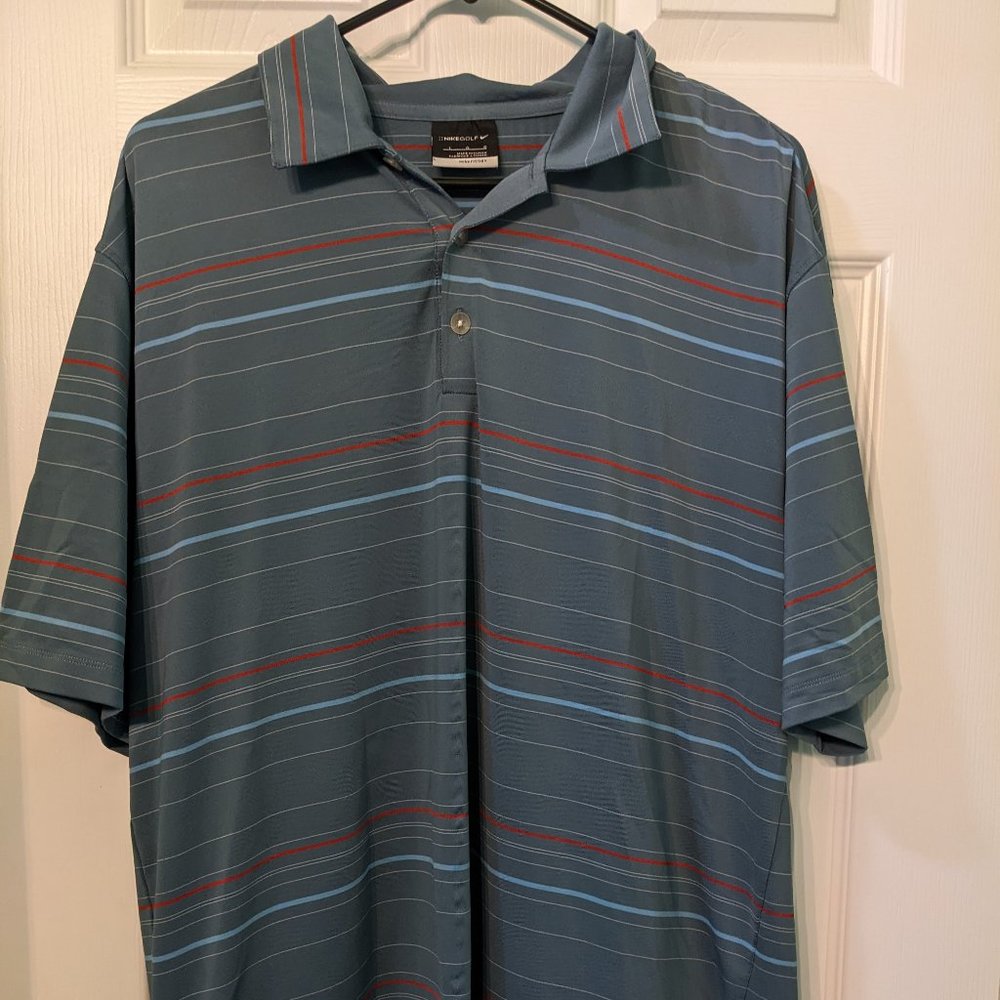 Nike Golf Shirt - Size Large